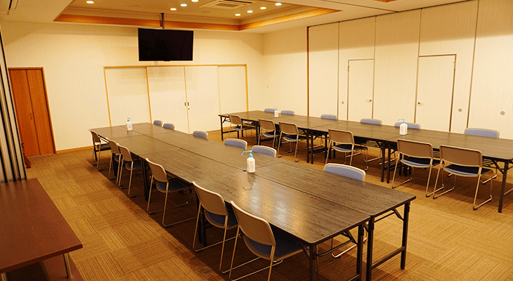 綾歌・飯山会館